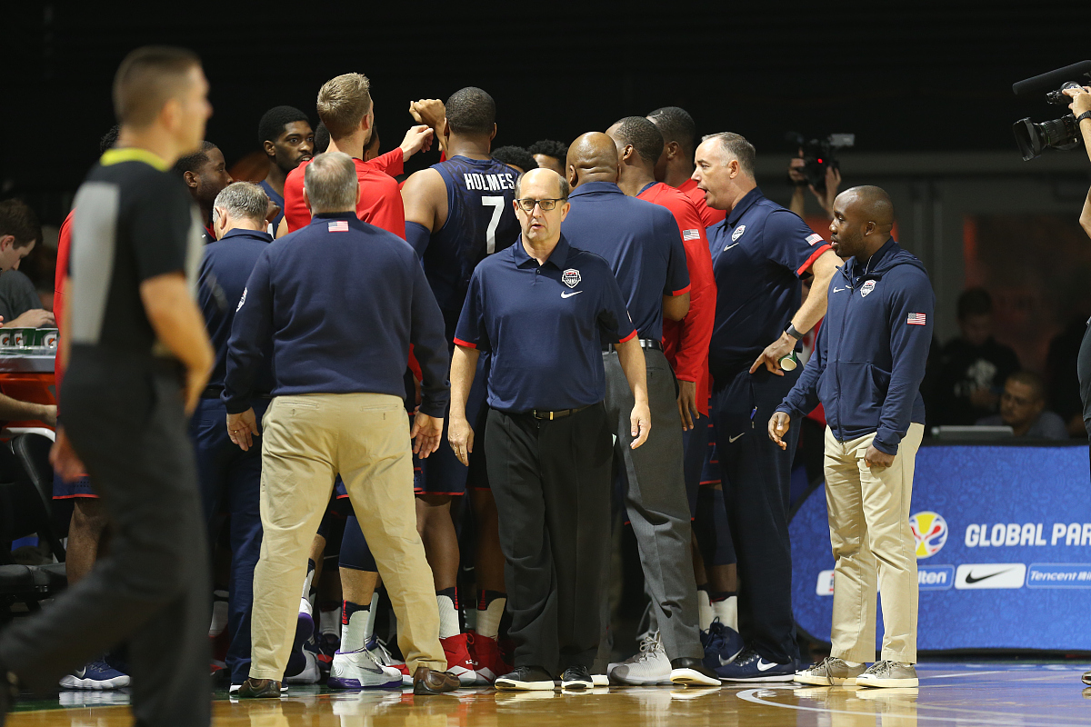 开云体育在线-关键战役引发球迷热议，每场比赛牵动人心的简单介绍