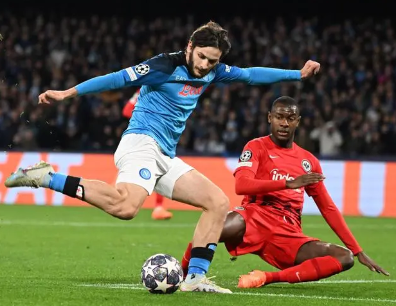 关于那不勒斯击败佛罗伦萨-势不可挡的信息 关于那不勒斯击败佛罗伦萨-势不可挡的信息