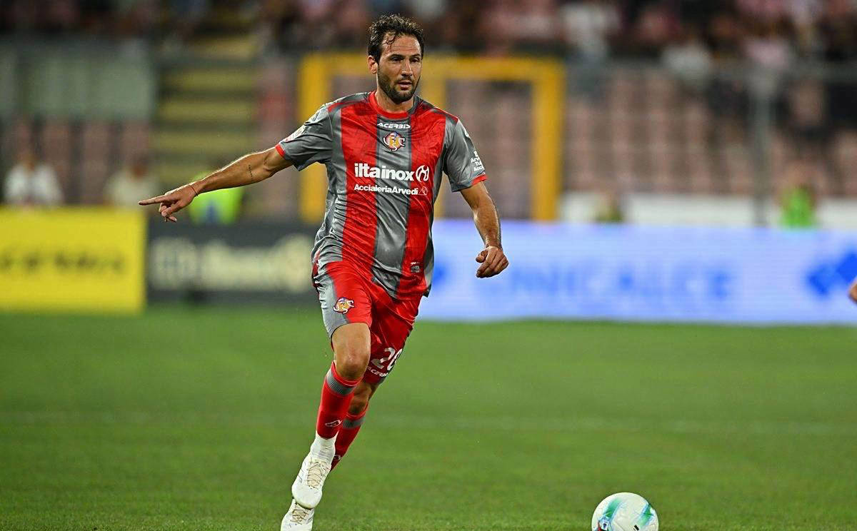 -关于萨索洛主场失利，陷入保级区的信息