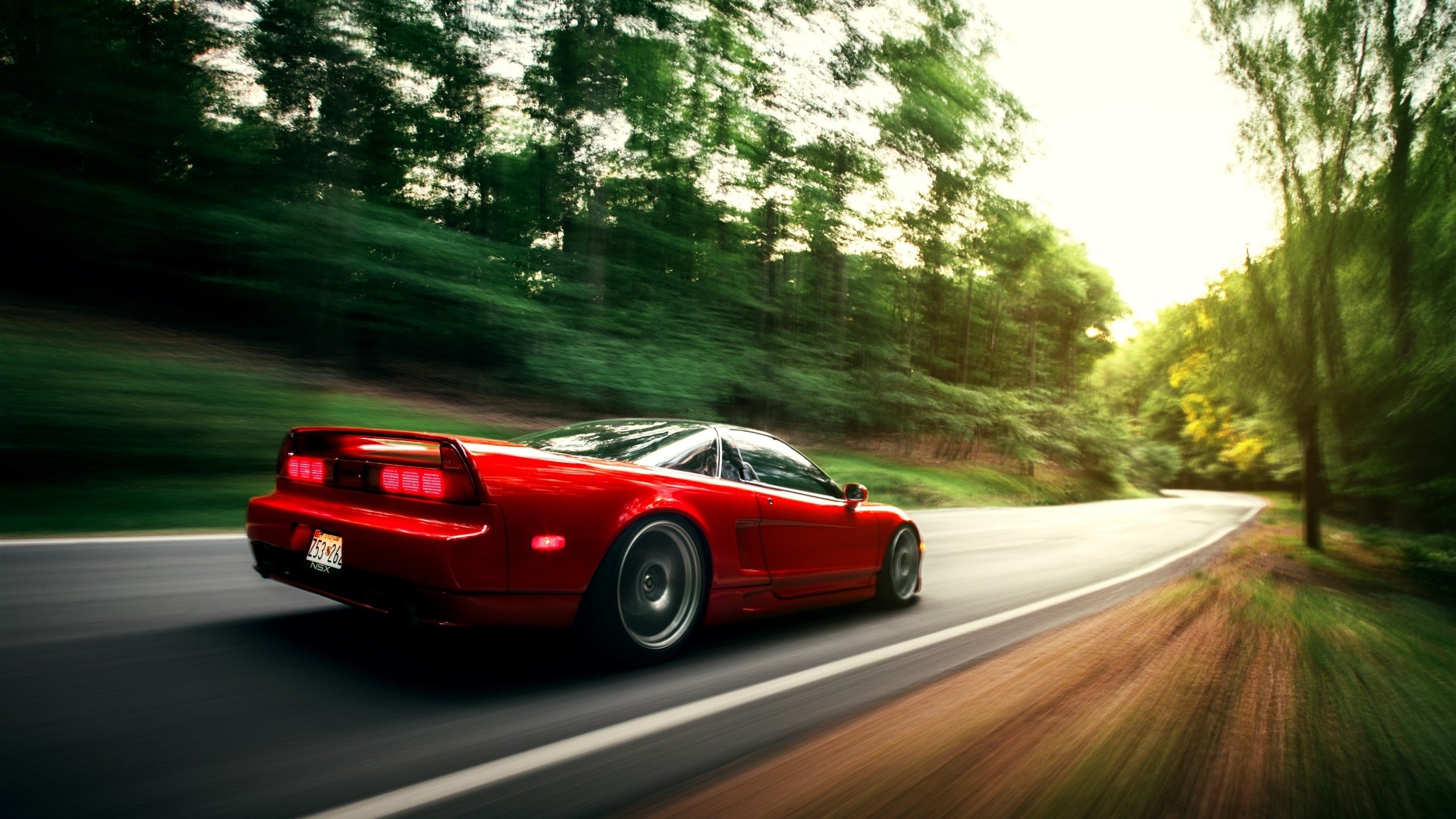 开云体育官方网站-硝烟与绿茵，当乌克兰的意志穿过墨西哥的黄昏，京多安的齿轮在精密运转