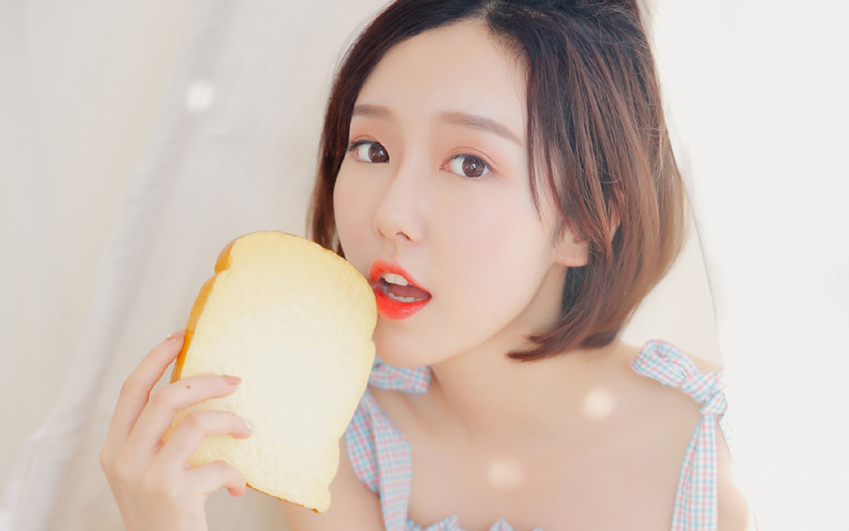开云体育官方网站-绿茵奇迹，2026世界杯决赛，哥斯达黎加横扫波兰，费利克斯独领风骚